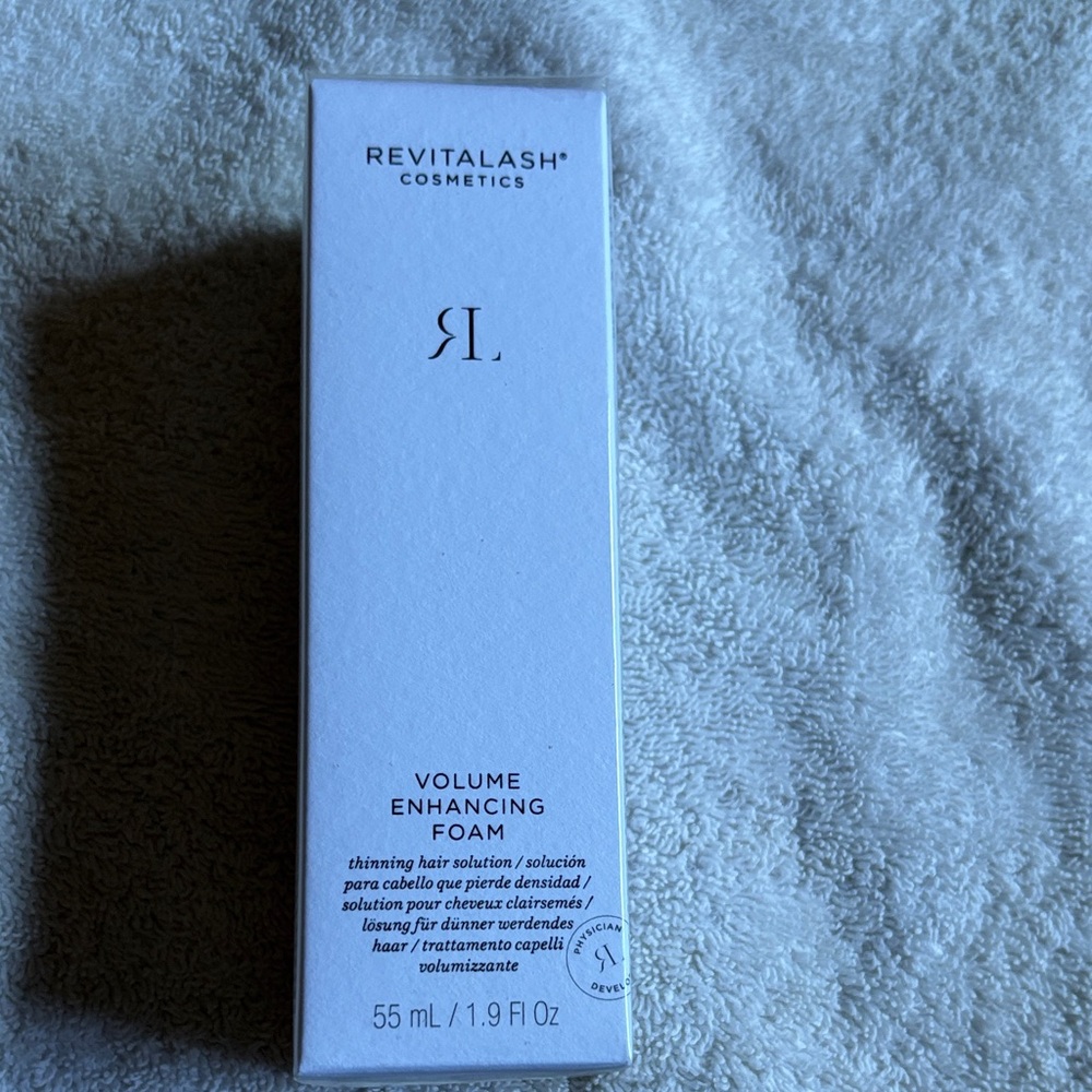 Volume Enhancing Foam - White